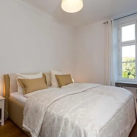 Gaestehaus Sektstuuf St. Laurentius ليوين