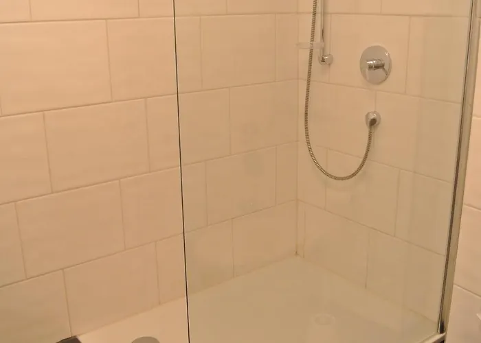 Gaestehaus Sektstuuf St. Laurentius 3* 라이웬