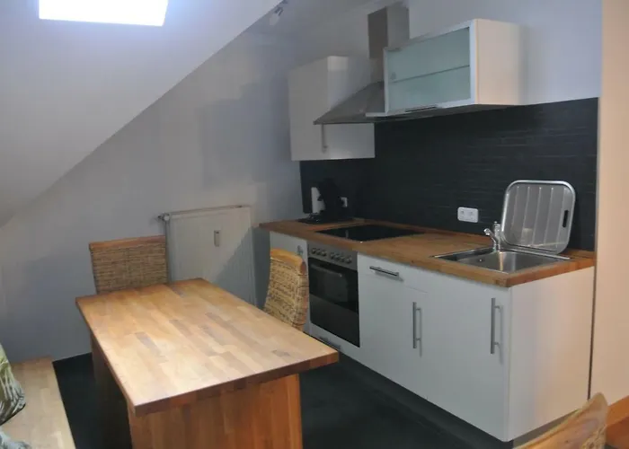 Gaestehaus Sektstuuf St. Laurentius 3* 라이웬